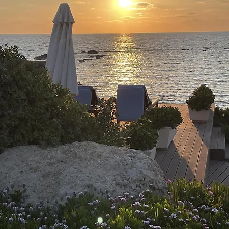 Townhouse With Pool 5 Minute Walk To Paphos