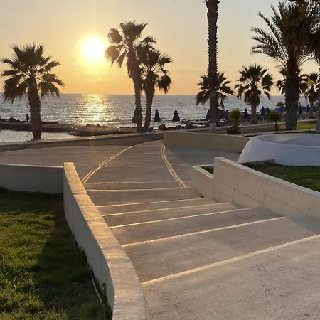 Lejlighed 2 Bed Townhouse Sleeps 4 - Pool - Patio & Balcony Paphos
